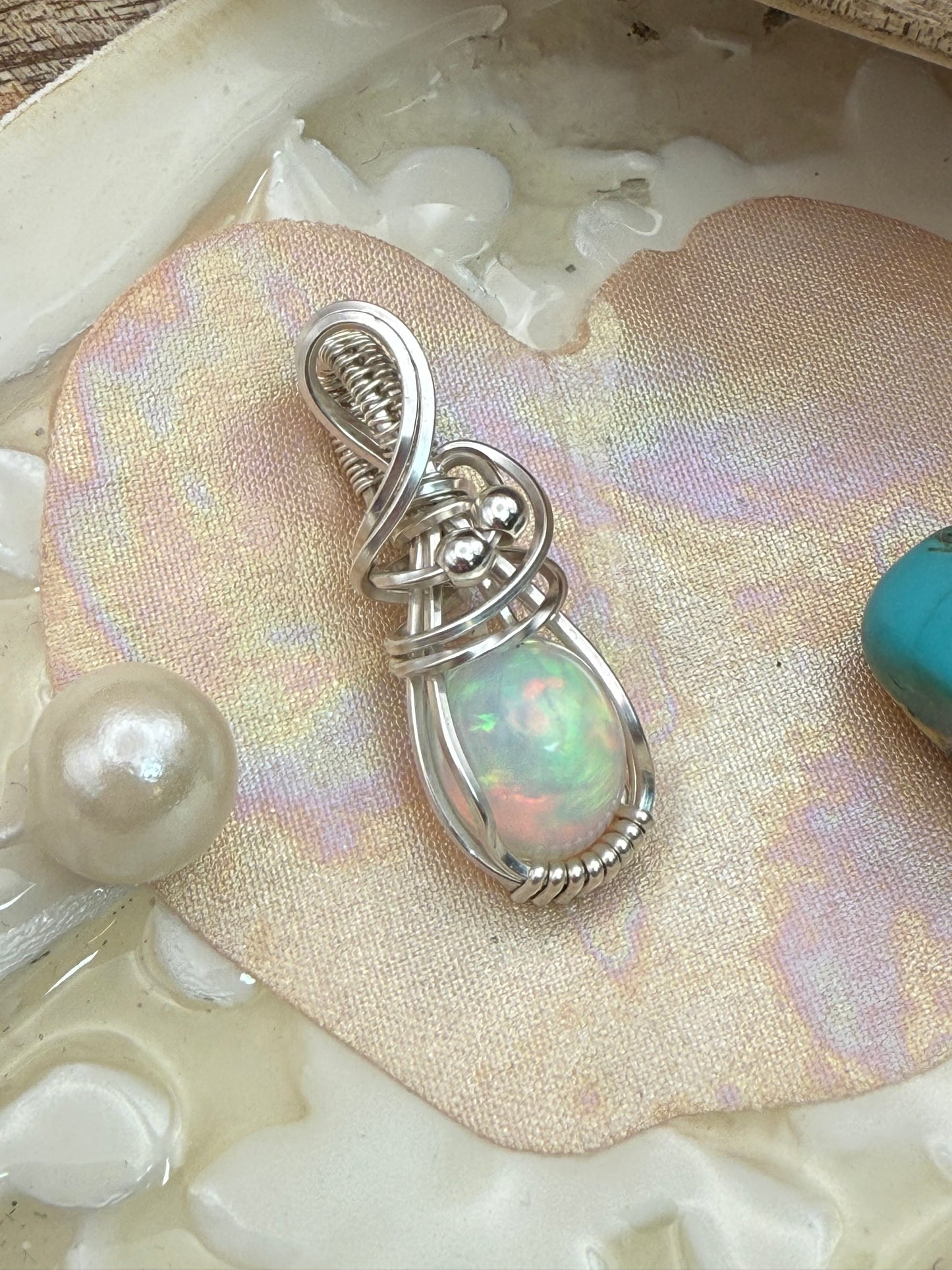 Opal 3.47 ct in Sterling Silver
