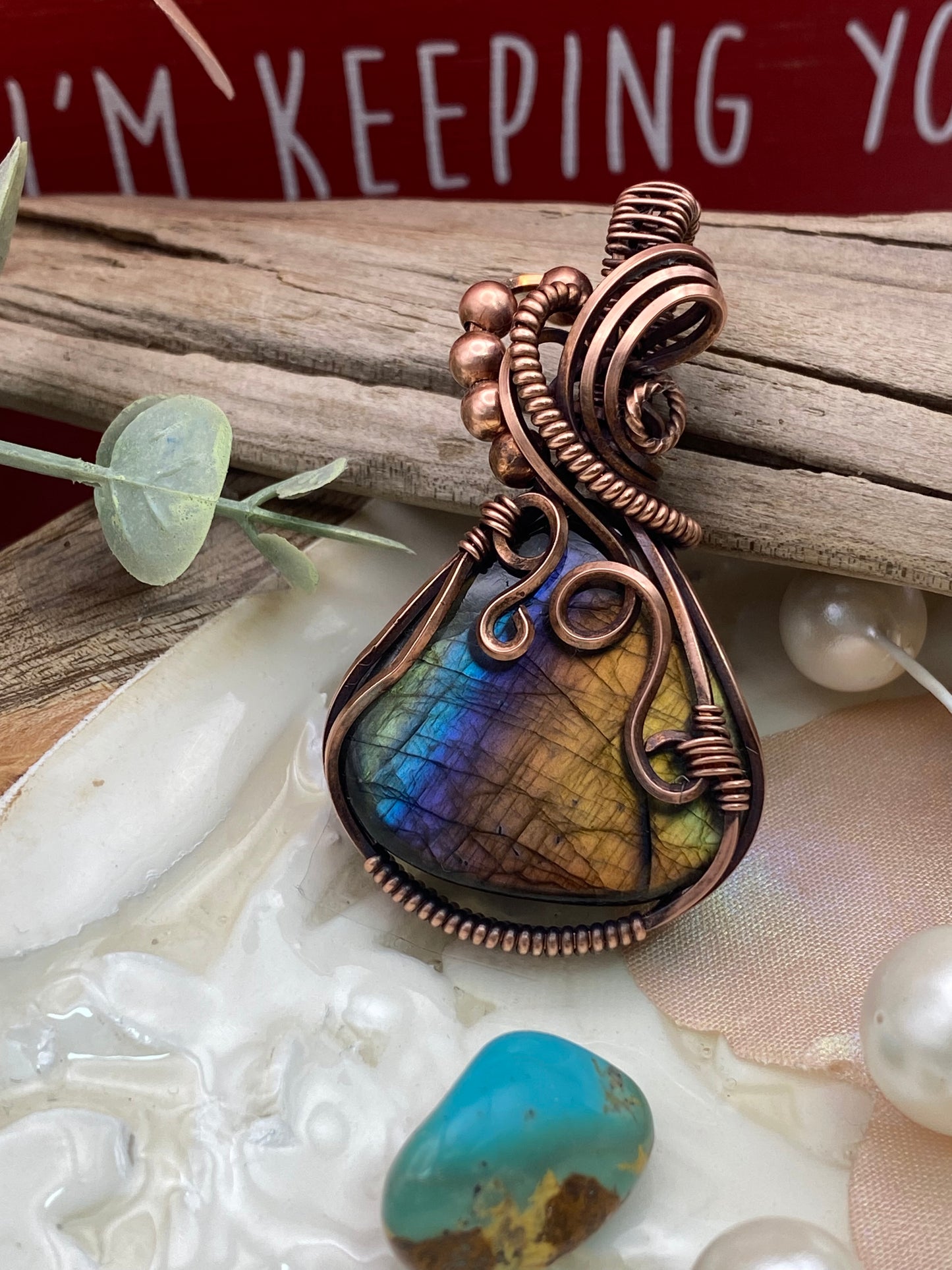 Labradorite teardrop in Copper