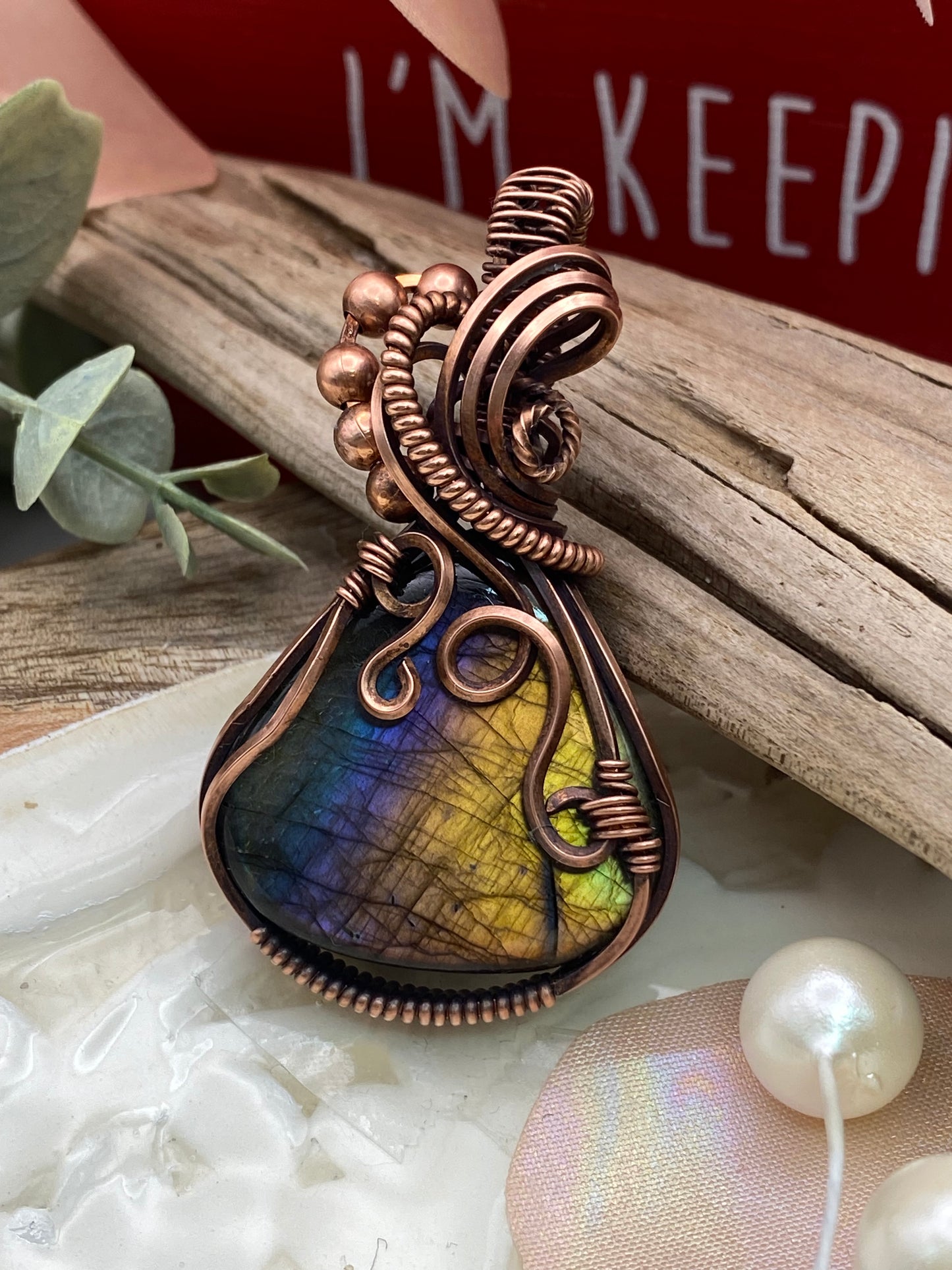 Labradorite teardrop in Copper