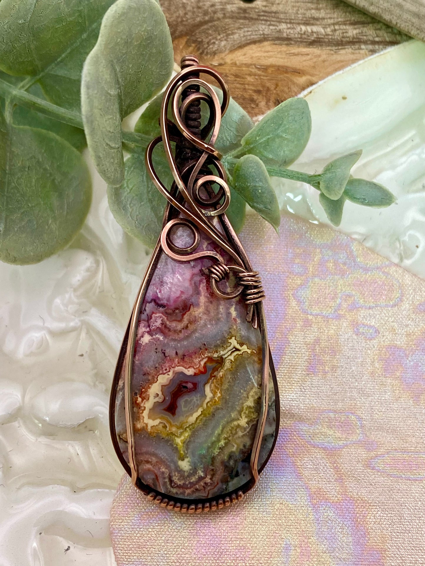 Crazy Lace (dyed) Agate in Copper