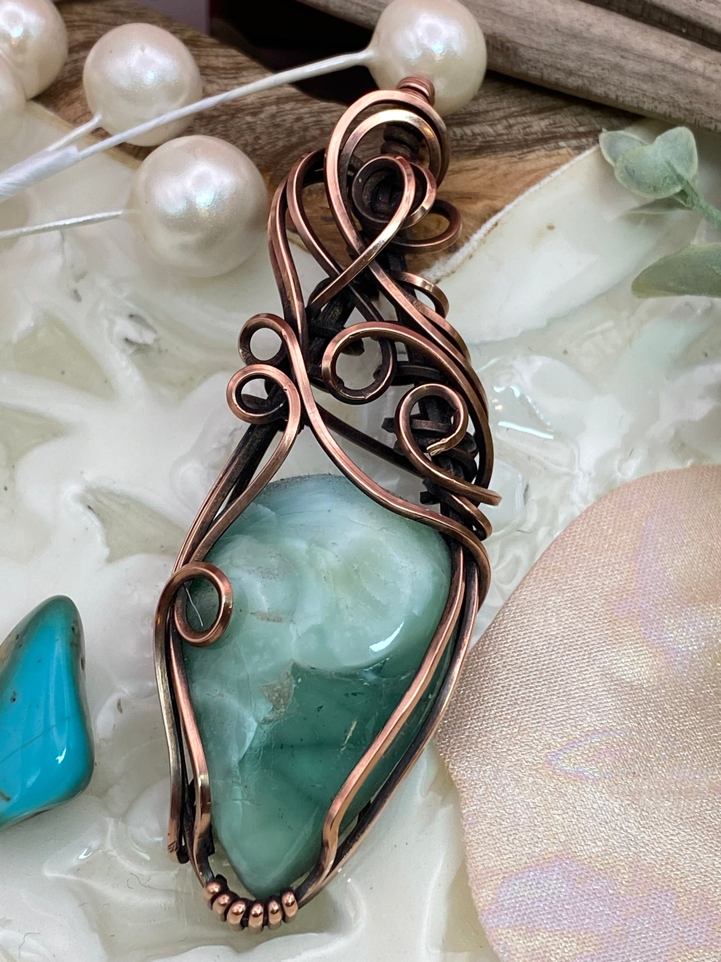 Hemimorphite in Copper