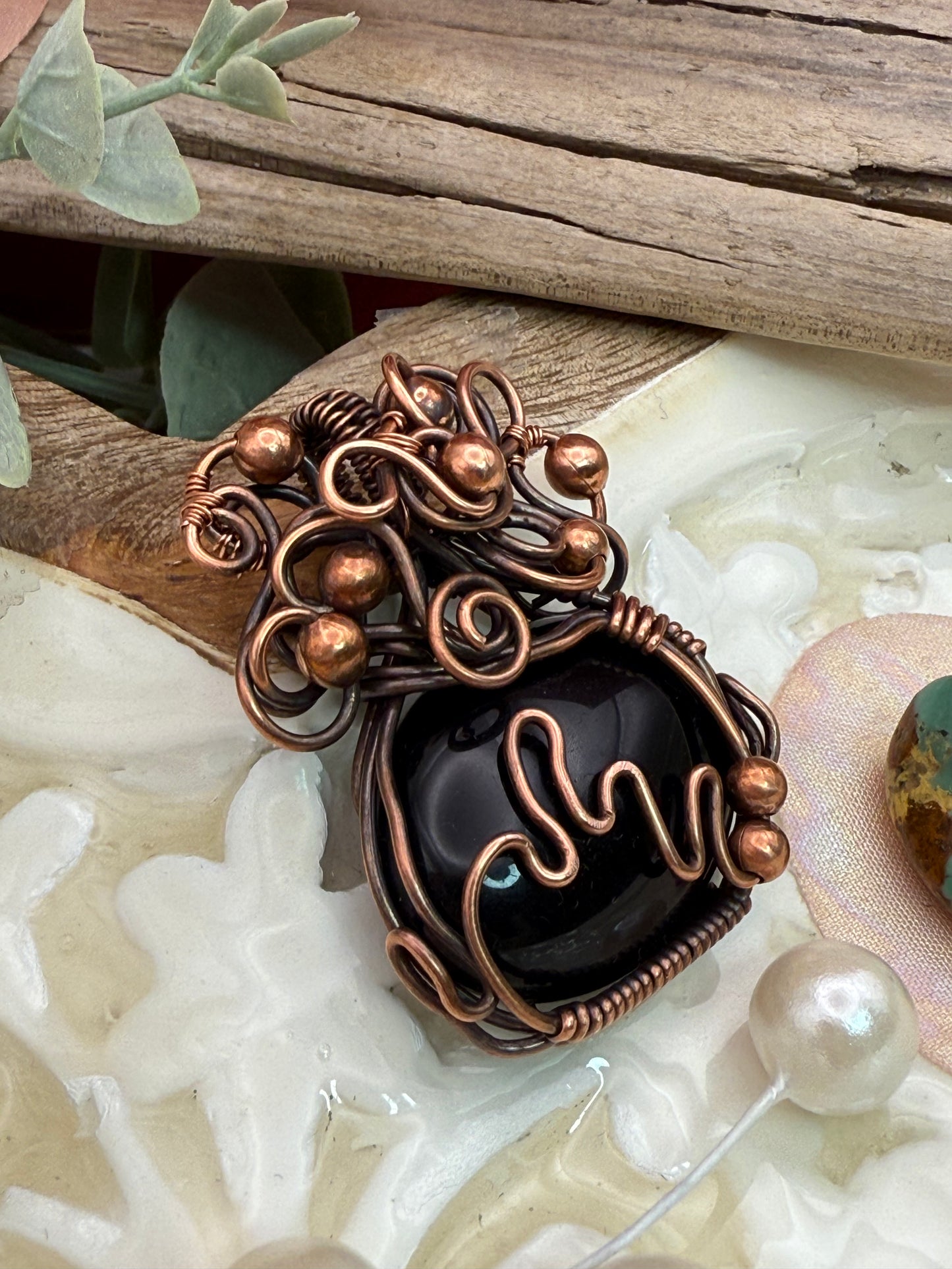 Black Obsidian Cauldron in Copper