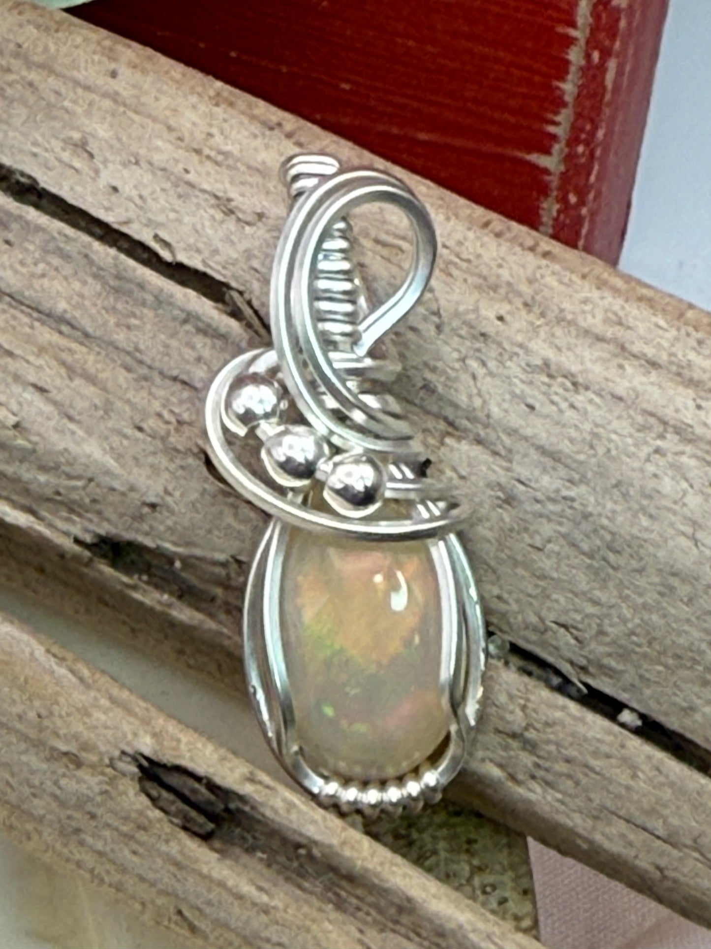 Opal (yellow) small in Sterling Silver