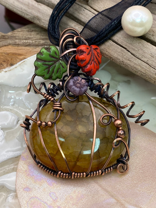 Dragon Vein Agate Pumpkin in Copper